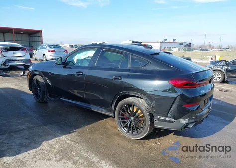 2021 BMW X6 xDrive40I z USA, uszkodzony, nr VIN 5UXCY6C04M9E35207
